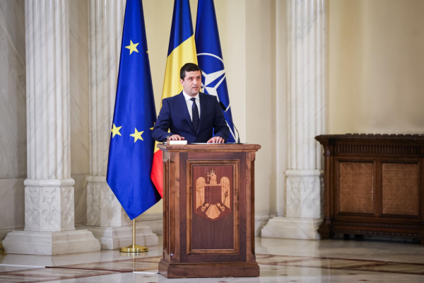 Ministrul Economiei: Unii directori și-au betonat contractele. Te trezești dimineața și te uiți pe geam, ai bifat deja performanța