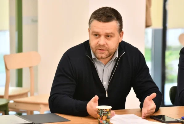 Ce temeri are Ciprian Ciucu (PNL) cu privire la două dintre partidele viitoarei coaliţii de guvernare: „Își vor aroga tot ce este pozitiv. Se vor certa cu toți”