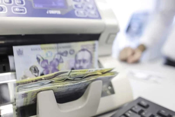G4Media: Peste 61 de milioane de lei dați de guvernul Ciolacu în 2025 pentru biserici din diaspora care au răspândit mesaje extremiste și anti-occidentale