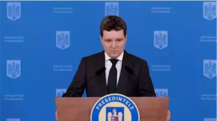 Video Nicuşor Dan rezolvă cea mai grea ecuaţie. Preşedintele a anunţat când va numi noul premier