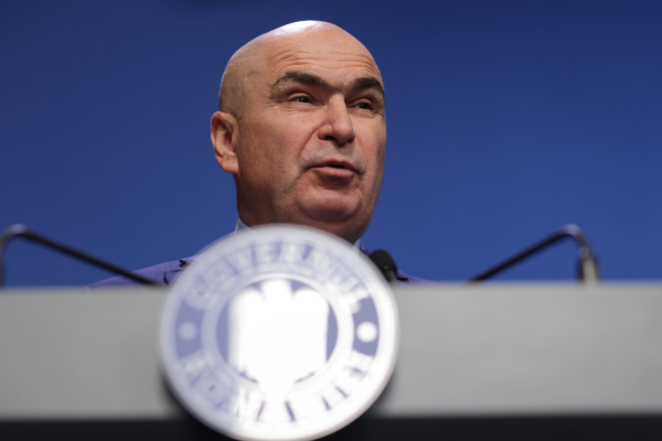 Ilie Bolojan și Dragoș Anastasiu anunță marți măsurile pentru reforma companiilor de stat