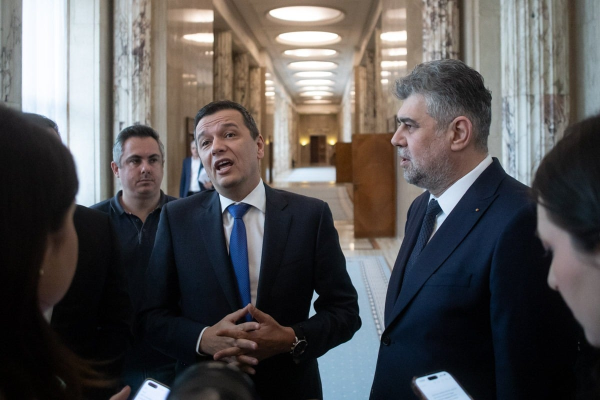 Grindeanu: A-i cere cuiva să îşi taie de bună-voie sinecura este ca şi cum ai cânta la flaut într-o sală plină de băieţi de cartier şi să speri că vor lăcrima de emoţie