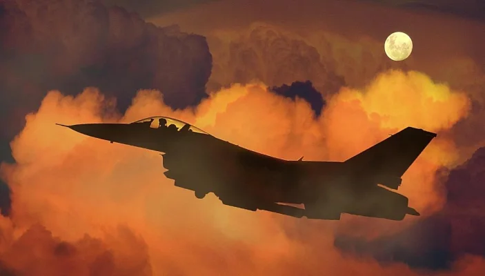 Irakul acuză Israelul că a „folosit” spaţiul său aerian pentru a ataca Iranul