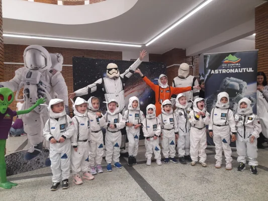 Summitul European Spacefest 2025. Studenții, elevii și copiii de grădiniță s-au întâlnit cu astronauți celebri