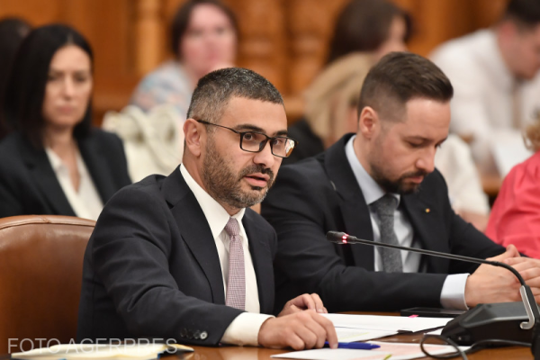 Guvernul Bolojan pregătește schimbări majore. Ministerul Muncii vizează controlul ajutoarelor sociale și pensionarea anticipată