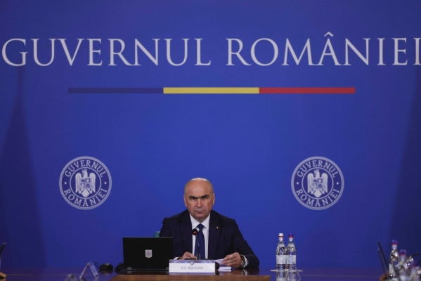 VIDEO Ilie Bolojan dă un semnal interesant și face 2 schimbări, în chiar prima ședință la Palatul Victoria
