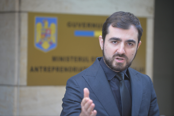 Majorările de taxe vor rezolva problema deficitului bugetar? Ce spune un fost ministru al Economiei