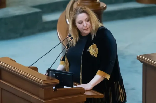 Diana Șoșoacă își depune candidatura miercuri sau joi