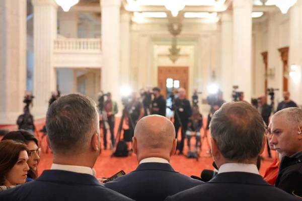 Acord între partide. Iată ce știm pâna acum despre noul guvern: Bolojan premier, posibilă rotativă, 16 ministere și un calendar rapid de învestire