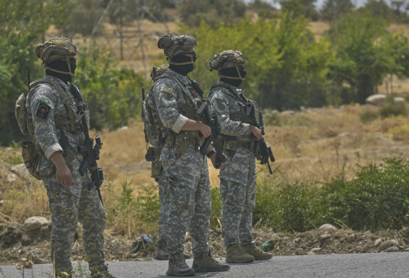 Luptătorii grupării separatiste PKK, din Kurdistan, au început depunerea armelor. Conflictul ținea de peste 40 de ani
