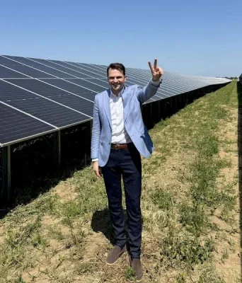 Ministrul Sebastian Burduja, bilanţ la 2 ani de mandat: Am atras 14 miliarde de euro, fonduri nerambursabile. 30 de miliarde de euro pentru energia României de astăzi şi mai ales de mâine. Este singura cale pentru a fi proprii noştri stăpâni