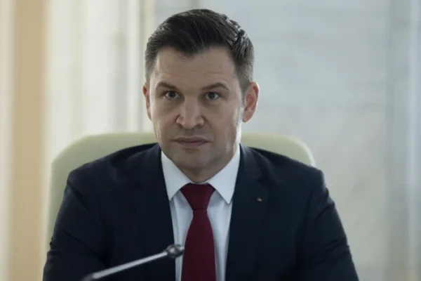Ionuț Stroe critică propunere privind taxele pentru diaspora. „Ne mirăm că tot mai mulți aleg să voteze cu extremiști”