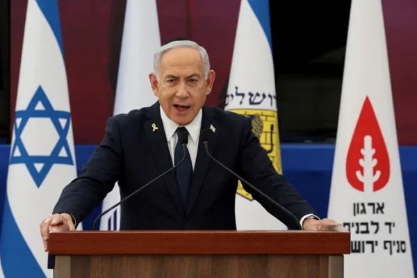 Analiză
        Netanyahu și guvernul său au pariat pe extrema dreaptă din România și au suferit un eșec: „Un episod pe care oamenii nu îl vor uita ușor”