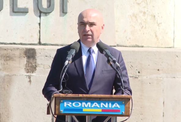 Bolojan, mesaj cu ocazia Zilei Aviației Române: Suntem membri NATO, acest lucru este o garanție