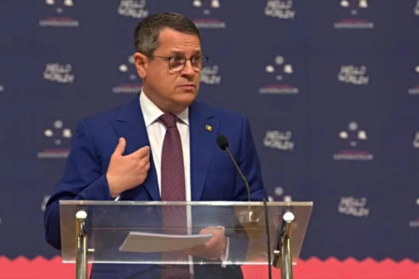 Eduard Hellvig, aşteptat cu braţele deschise în PNL! Ce mesaj a transmis Nicolae Ciucă