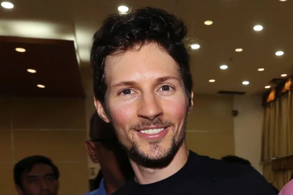 Cine este Pavel Durov, co-fondatorul Telegram arestat pe aeroport. Supranumit în trecut ”Zuckerberg al Rusiei”