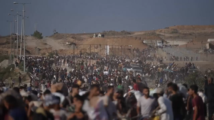 Fâșia Gaza: fără hrană și fără speranță. Cozi nesfârșite pentru o bucată de pâine, dar ajutoarele nu ajung pentru toți