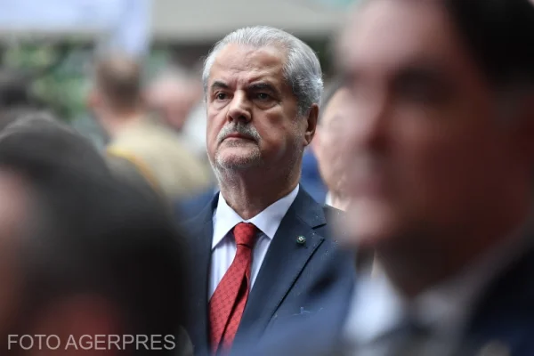 Adrian Năstase: PSD pare a fi a cincea roată la căruţa guvernării. Nici „cârmaciul” nu e de la PSD