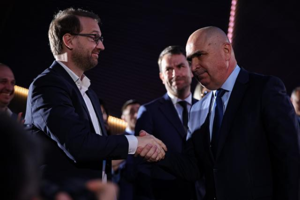 Congres USR: Fritz: O să trebuiască să luăm decizii extrem de nepopulare / Dacă îl cunoaşteţi pe Bolojan, ştiţi că nu îi va fi frică să ia aceste decizii / De multe ori vom avea de ales între o soluţie proastă şi una şi mai proastă
