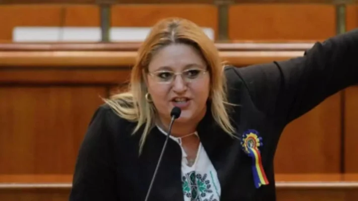Lovitură pentru Diana Șoșoacă. Partidul SOS a pierdut doi parlamentari într-o singură zi