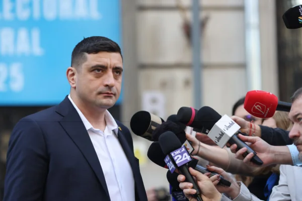 George Simion și-a închis contul oficial de TikTok, acolo unde avea peste 1,5 milioane de abonați