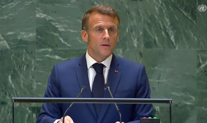 Președintele Emmanuel Macron a sosit în Vietnam, prima etapă a unui turneu în Asia de Sud-Est