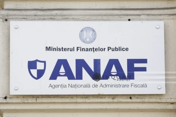 Nicuşor Dan, despre rolul serviciilor în combaterea evaziunii fiscale: Trebuie să fim clari până unde acţionează serviciile de informaţii. Adică serviciile să găsească informaţii despre evaziune şi să dea aceste informaţii către ANAF şi către parchete