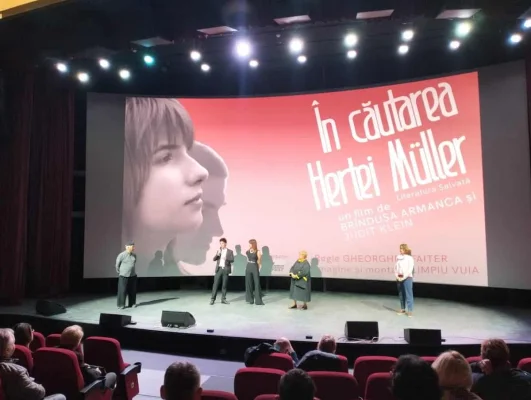 Cui îi e frică de Herta Müller? Un film în căutarea unei scriitoare de Nobel naște  emoții la Timișoara