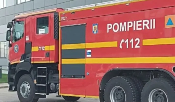 Incendiu puternic în Galați, în apropierea unui mall: ro-alert emis din cauza fumului dens