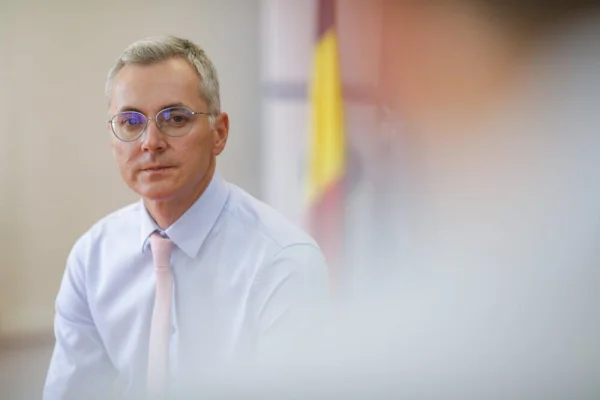 Stelian Ion: „Poate ne lămurește Predoiu de unde îl cunoaște pe judecătorul din Ploiești”