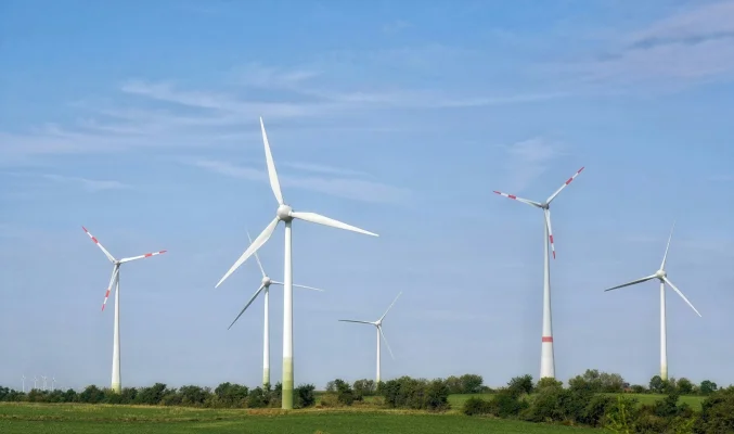 Olanda şi-a revizuit planurile privind energia eoliană offshore din cauza cererii reduse din partea industriei