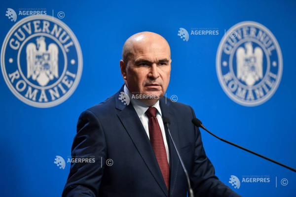 Programul de internship al Guvernului, lansat; Bolojan: România are nevoie de critici constructive