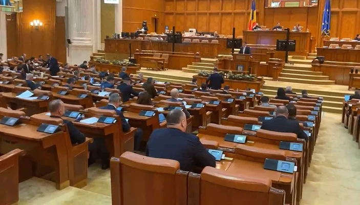 Patru deputaţi demisionari din SOS România au trecut la PSD