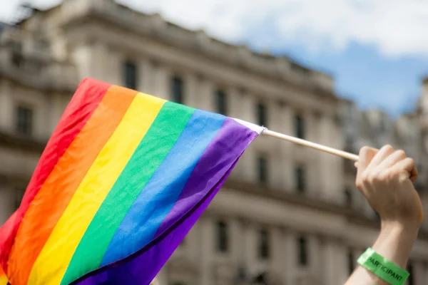Parlamentul olandez cere guvernului să participe la Budapesta la marşul LGBT interzis de Viktor Orban