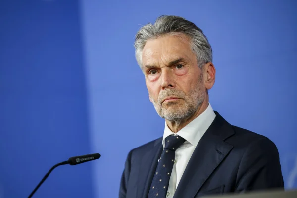 Criza politică din Olanda se adâncește. Prim-ministrul olandez a anunțat că demisionează