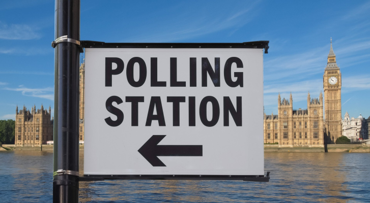 Vârsta de vot va fi coborâtă la 16 ani în Marea Britanie până la următoarele alegeri generale