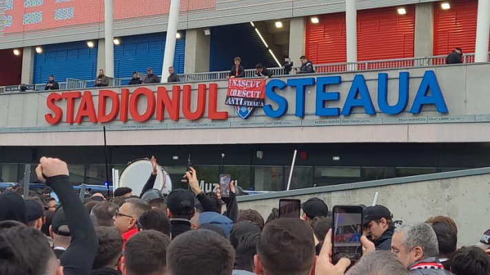 Petarde ascunse descoperite pe stadionul Steaua înainte de meciul FCSB - CFR Cluj