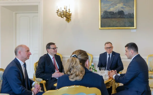 George Simion: „Am ajuns la Roma, întâlniri cu Românii, Salvini și Meloni” / Candidatul AUR a fost primit miercuri de președintele Poloniei