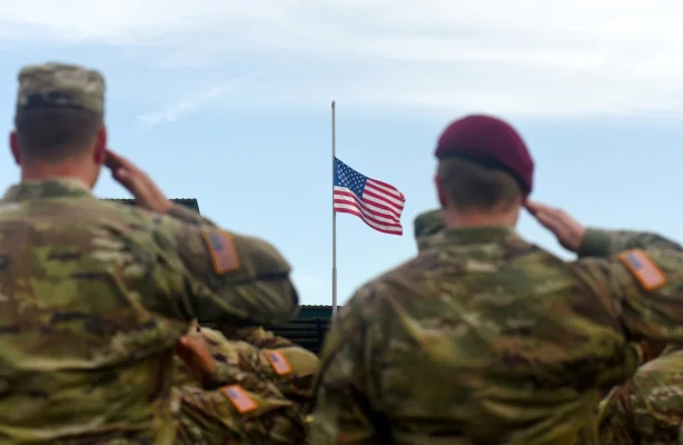 Parlamentul danez aprobă un acord cu SUA ce va permite amplasarea de baze militare americane în Danemarca