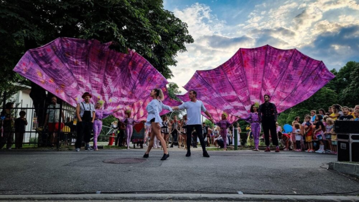 Un nou weekend „Străzi Deschise – Bucureşti, Promenadă urbană” aduce arta şi distracţia pe Calea Victoriei / Restricţii rutiere