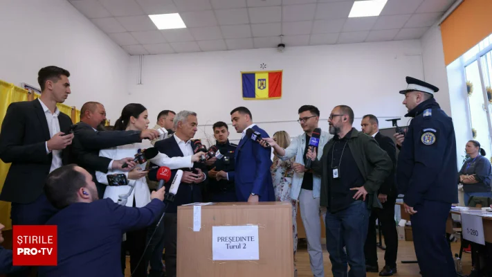 Cine a decis ca George Simion și Călin Georgescu să nu dea declarații în secția de votare. „Nu e foarte frumos ce aţi făcut”