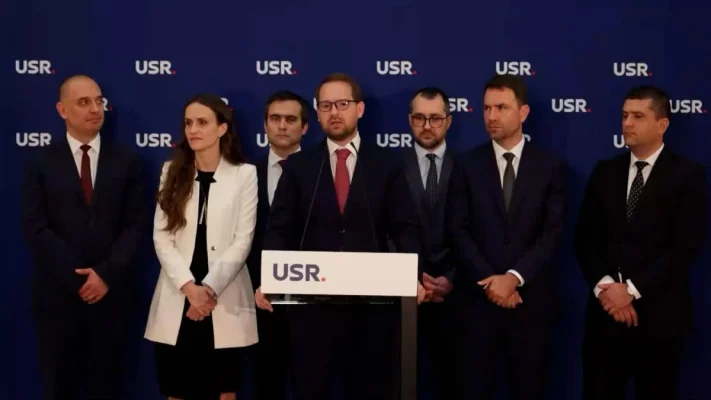 USR își alege noul șef. Începe votul online pentru alegerea preşedintelui partidului. Cine sunt candidații