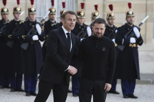 Cele patru puncte pe care Macron le-a subliniat în ceea ce privește securitatea Ucrainei. Ce se va discuta la summitul de la Paris