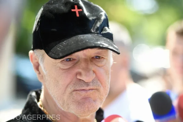 BREAKING NEWS 	Simion nu-i răspunde la telefon lui Becali: Îi transmit acum să stea cuminte, să nu fie luat de acasă