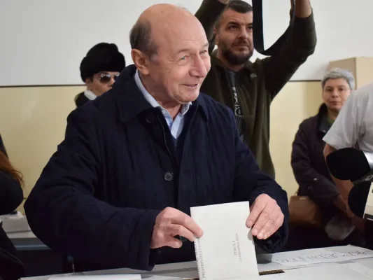 Traian Băsescu, declarații halucinante. Alegerile câștigate de Călin Georgescu, anulate fără motiv