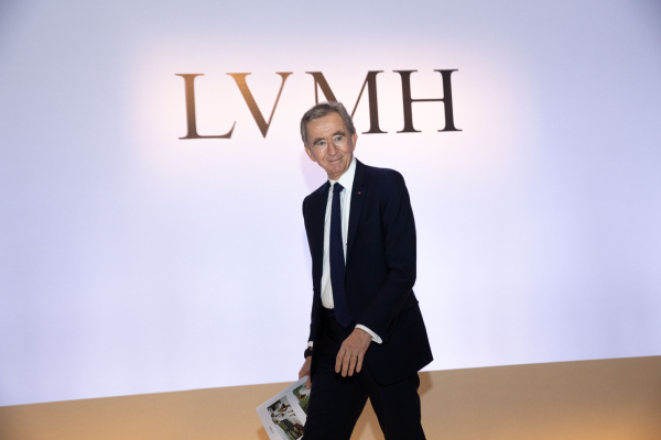 LVMH, în cea mai gravă criză din istoria sa: scădere abruptă în China, pierderi bursiere masive