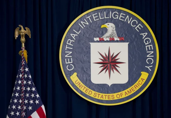 Reuters: O persoană a fost împușcată de agenții de securitate în fața sediului CIA din Langley