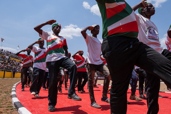 Șase persoane din Burundi, acuzate de vrăjitorie, au fost linșate de o miliție