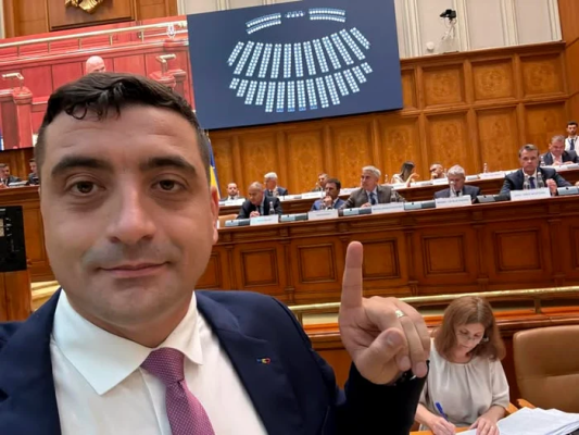 George Simion: „Aveți în acest guvern care taie de la mame, de la studenți, de la pensionari, cinci vicepremieri”