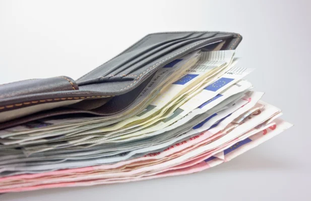 Primul acord între partide, la negocierile de la Cotroceni. De unde au reușit să taie cheltuieli de 30 de miliarde de lei